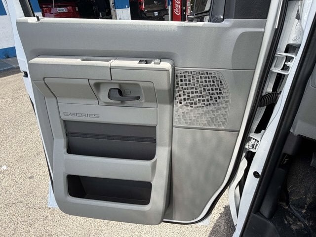 2027 Ford E-Series Cutaway E-450 DRW 158" WB