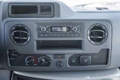 2026 Ford E-Series Cutaway E-450 DRW