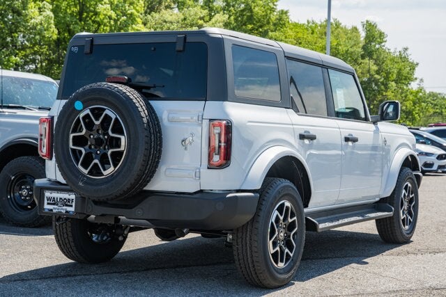 2026 Ford Bronco Outer Banks®