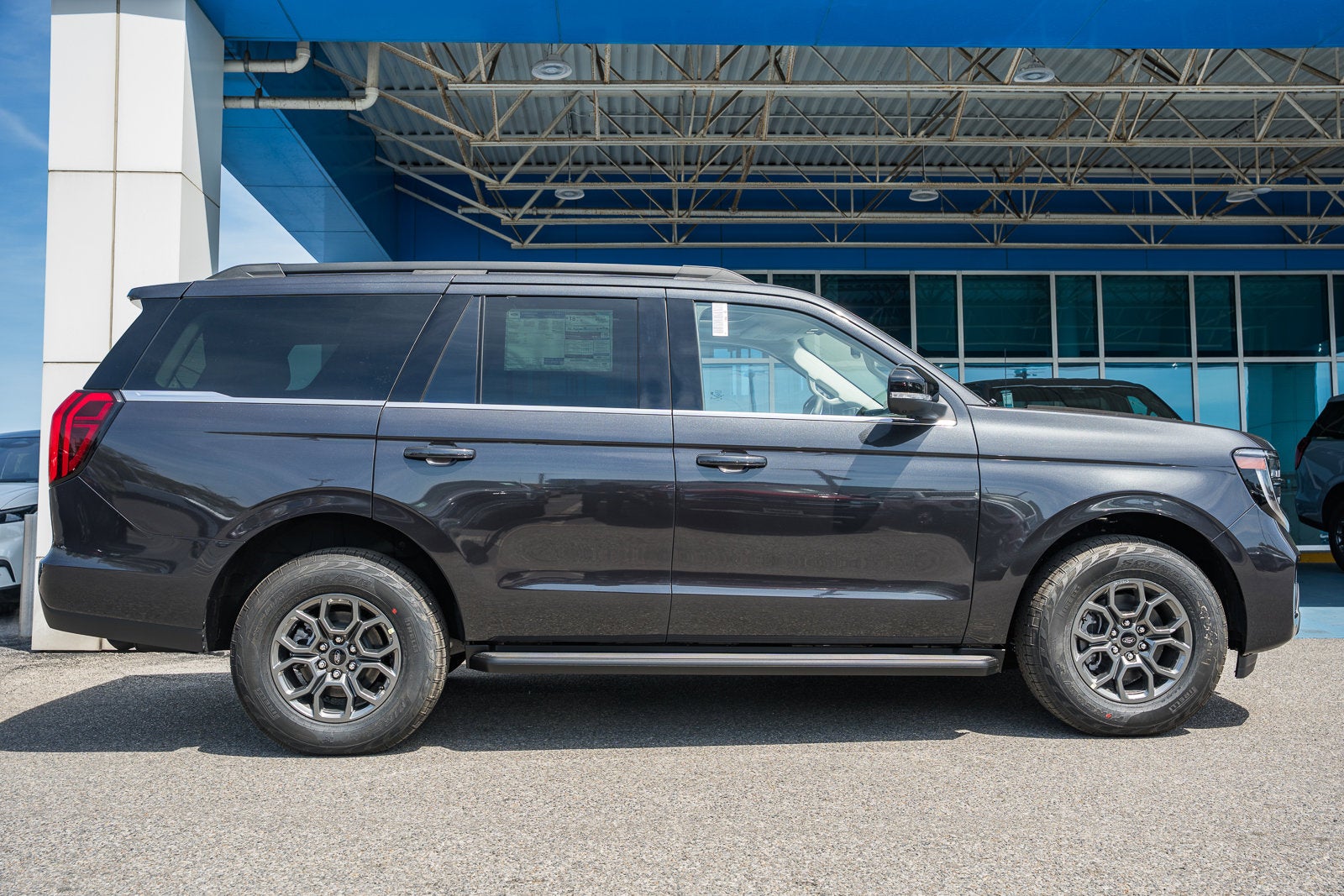 2026 Ford Expedition Active