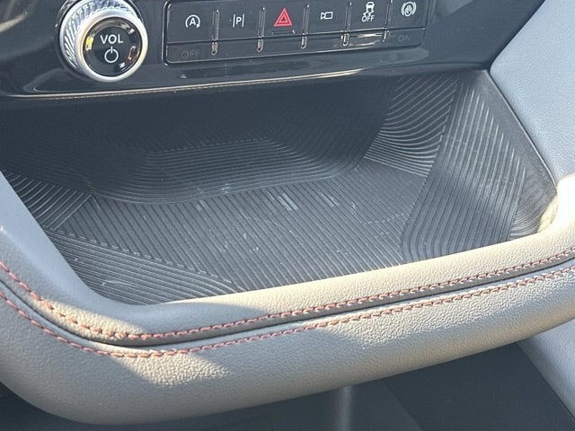 2027 Ford Explorer Active w/200A Pkg