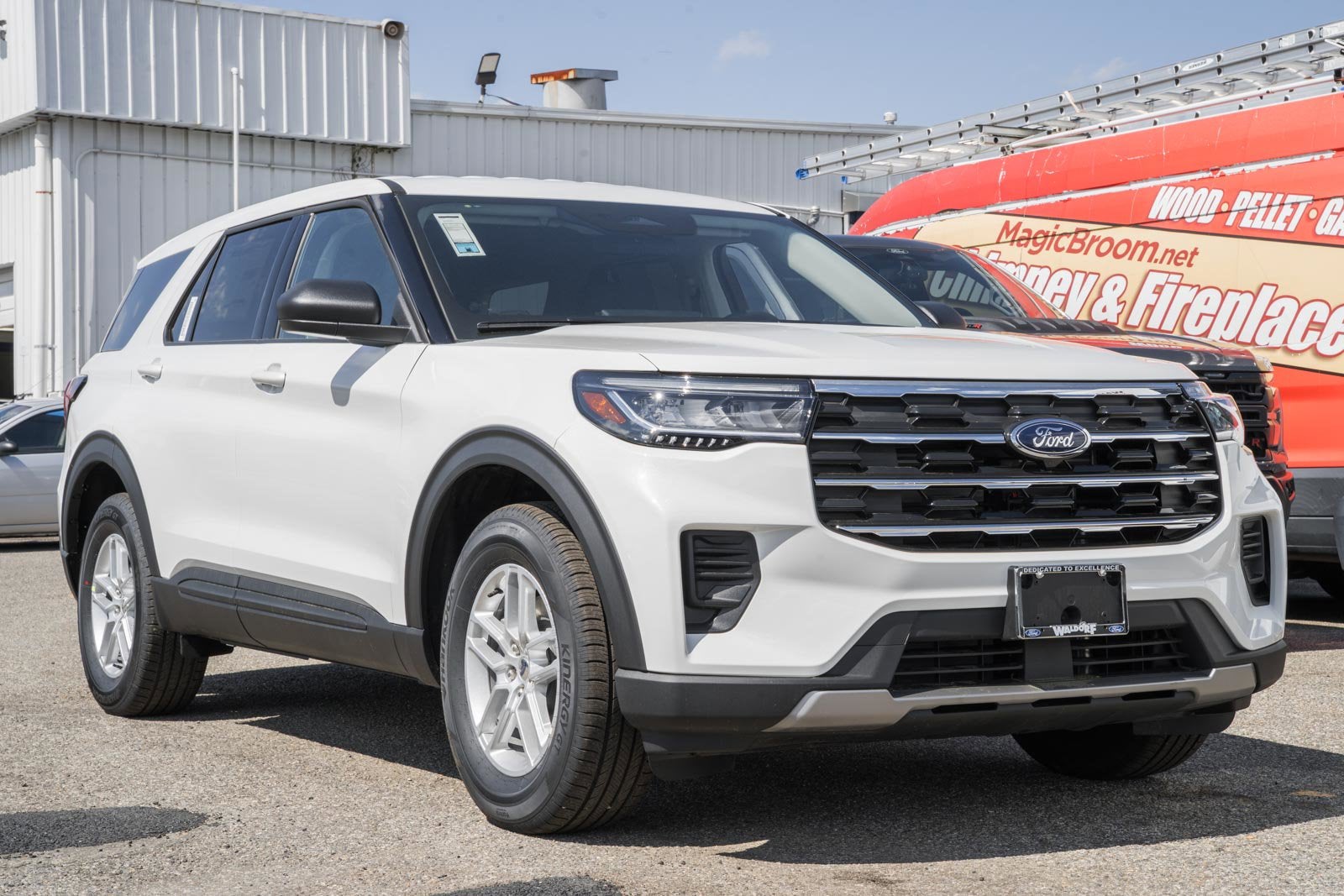 2026 Ford Explorer Active w/100A Pkg