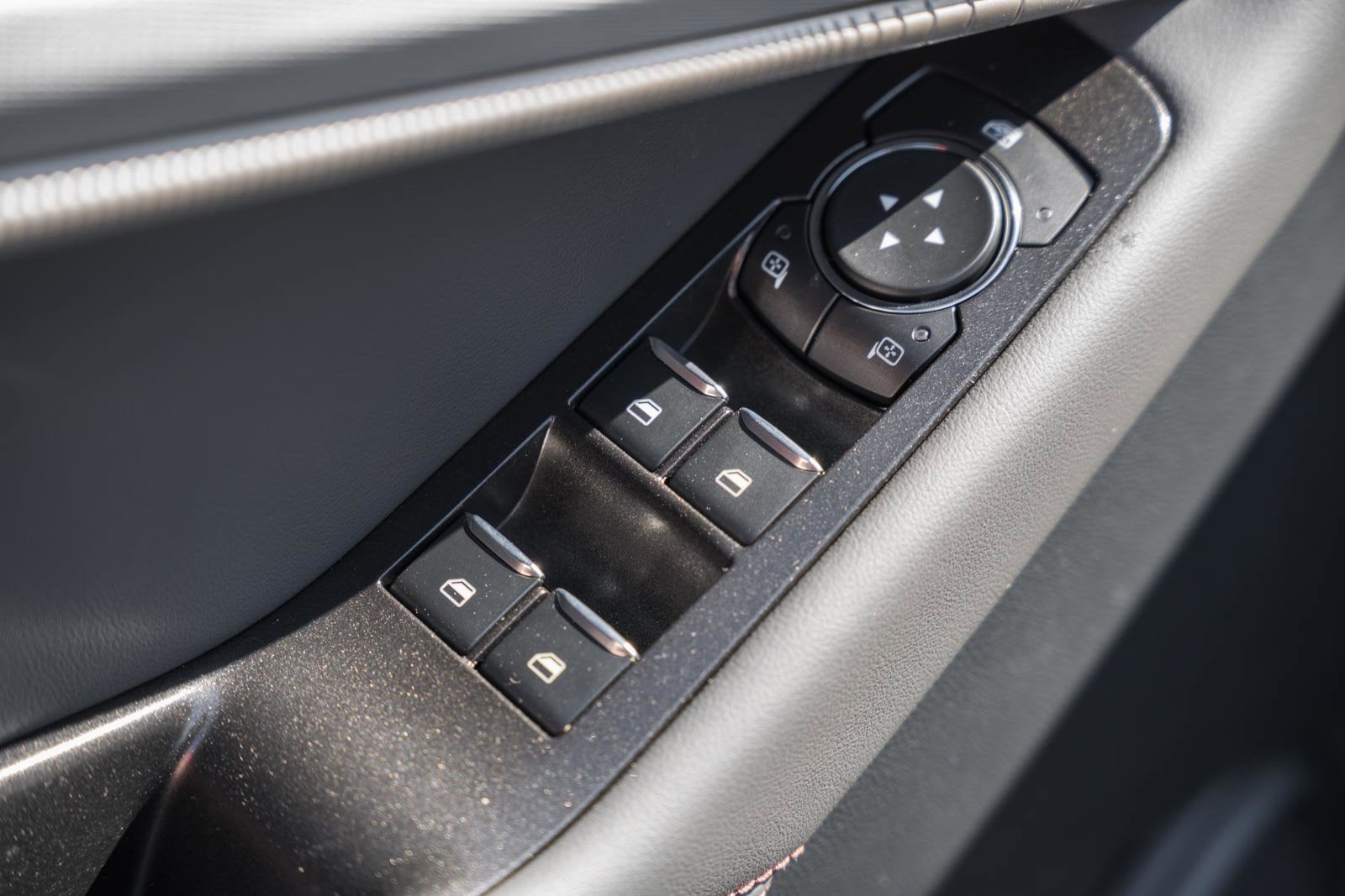 2026 Ford Explorer Active w/100A Pkg