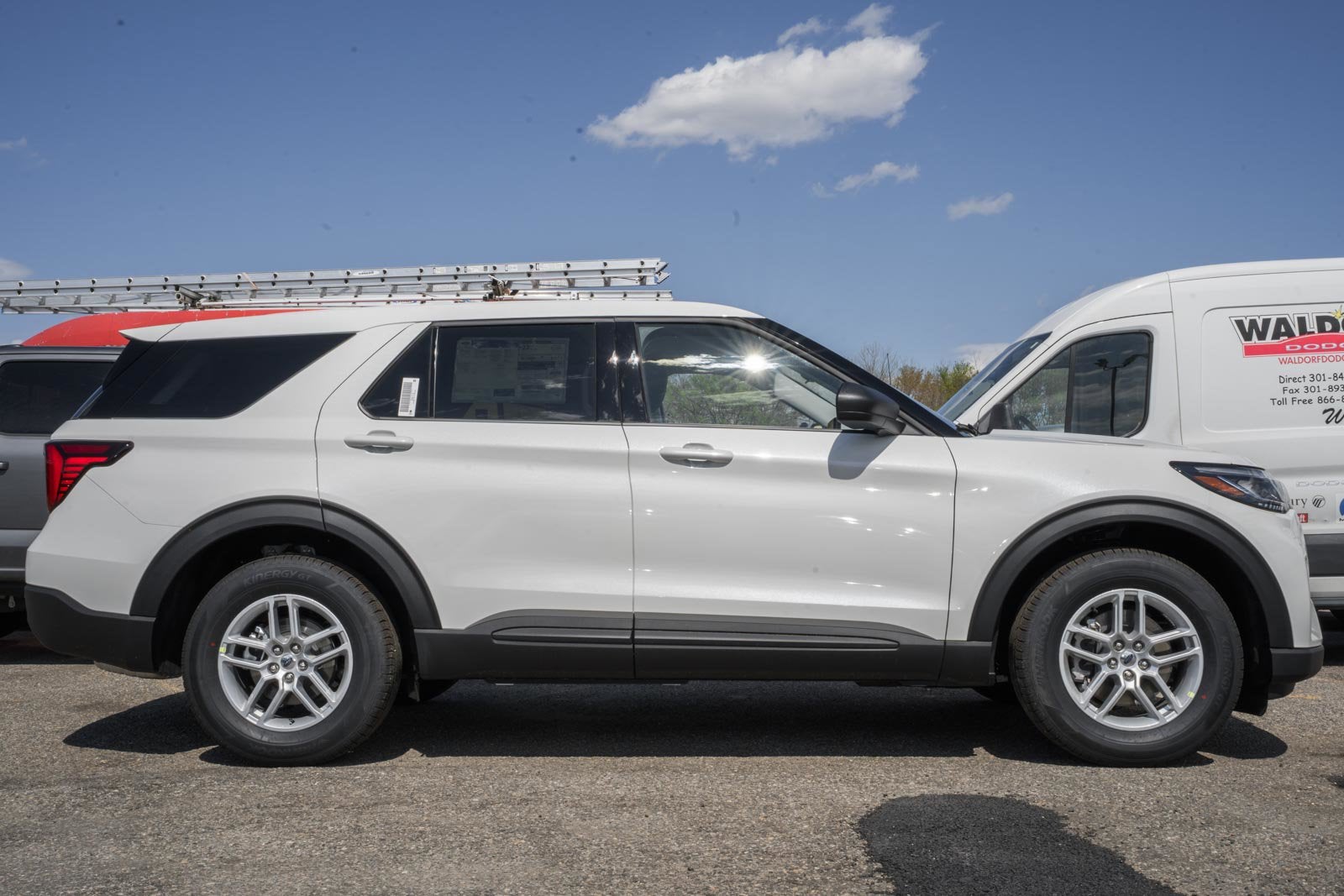 2026 Ford Explorer Active w/100A Pkg