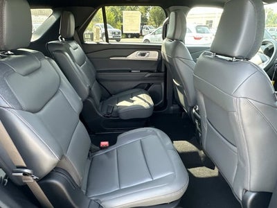 2027 Ford Explorer Active w/200A Pkg