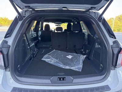 2027 Ford Explorer Active w/200A Pkg