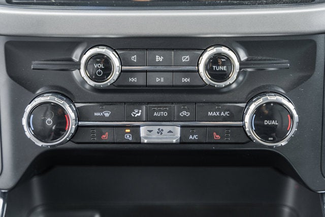 2024 Ford F-150 Lightning Pro