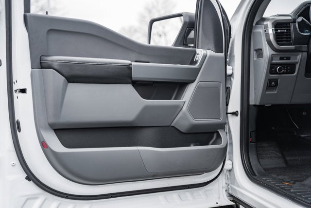 2024 Ford F-150 Lightning Pro