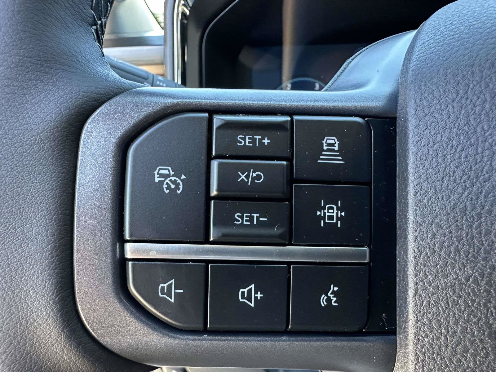 2027 Ford Super Duty F-250 SRW LARIAT