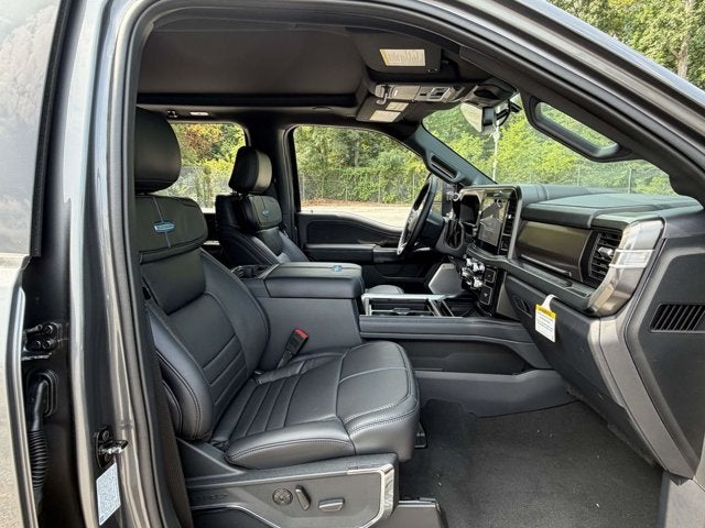2026 Ford Super Duty F-250 SRW Platinum