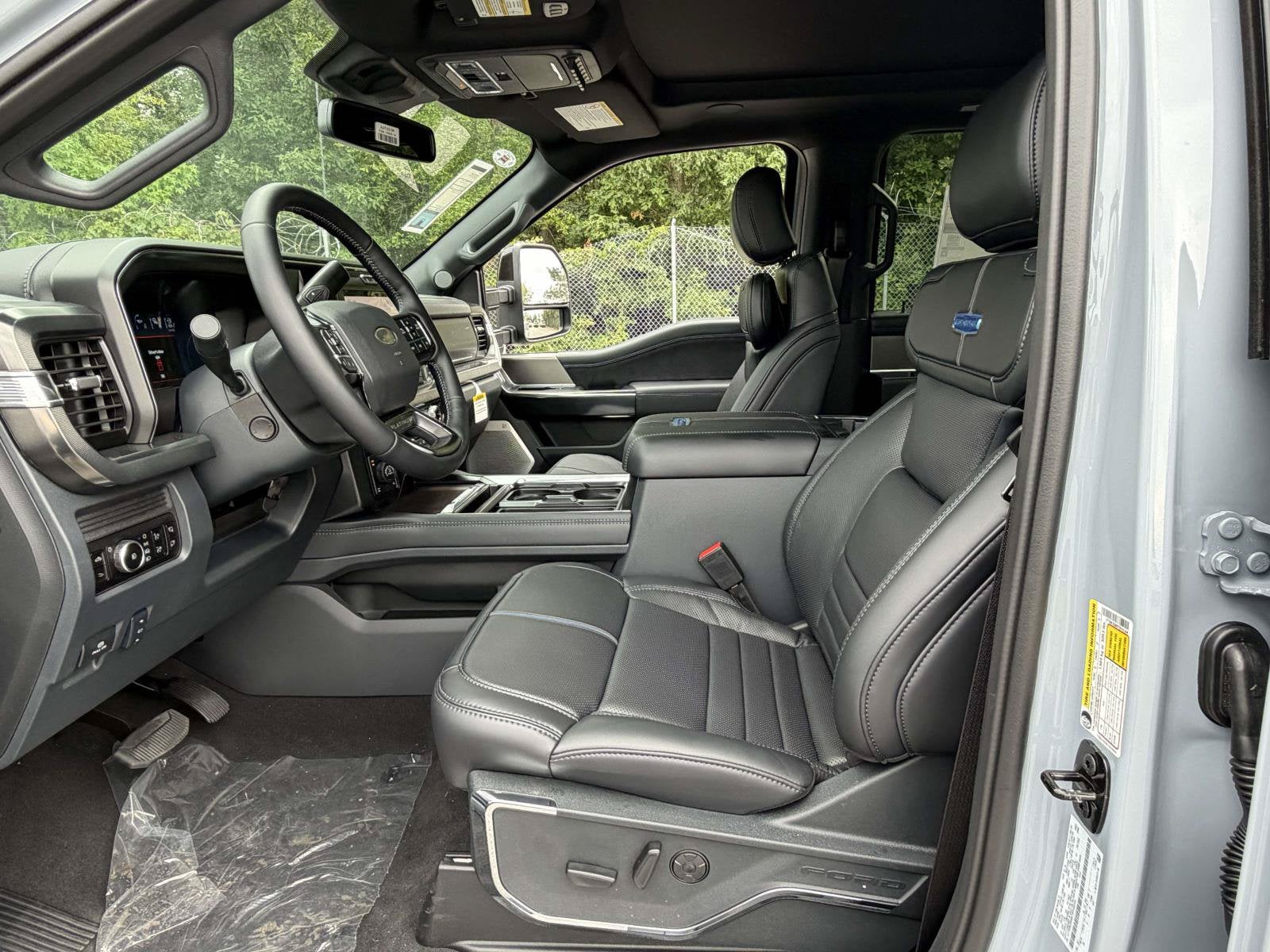 2026 Ford Super Duty F-250 SRW Platinum