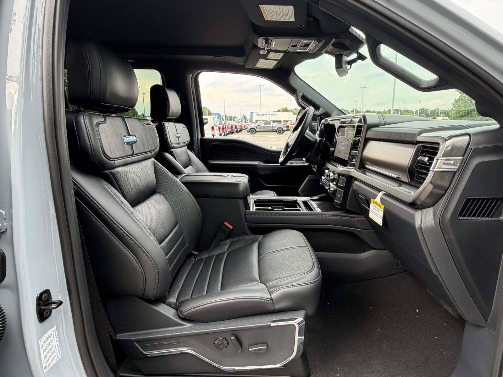 2026 Ford Super Duty F-250 SRW Platinum