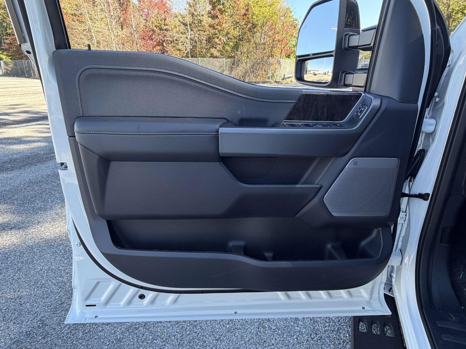 2027 Ford Super Duty F-250 SRW LARIAT