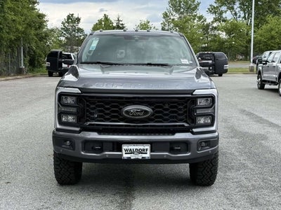 2026 Ford Super Duty F-350® Lariat®