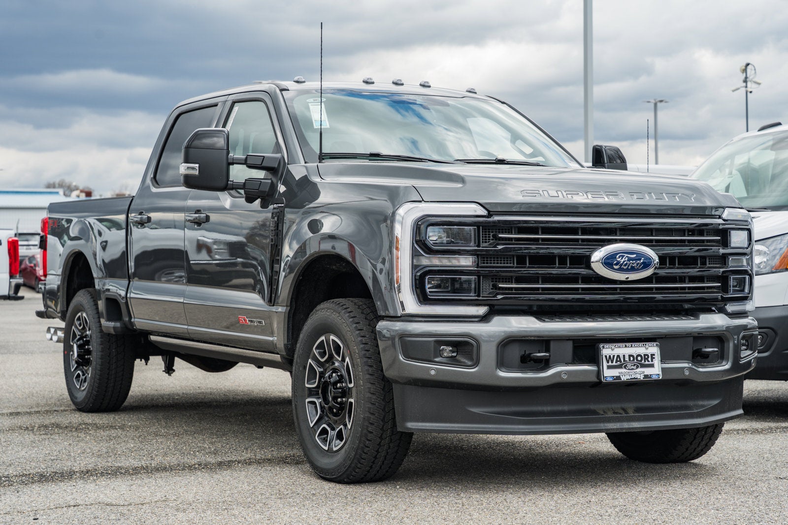 2026 Ford Super Duty F-350 SRW Platinum