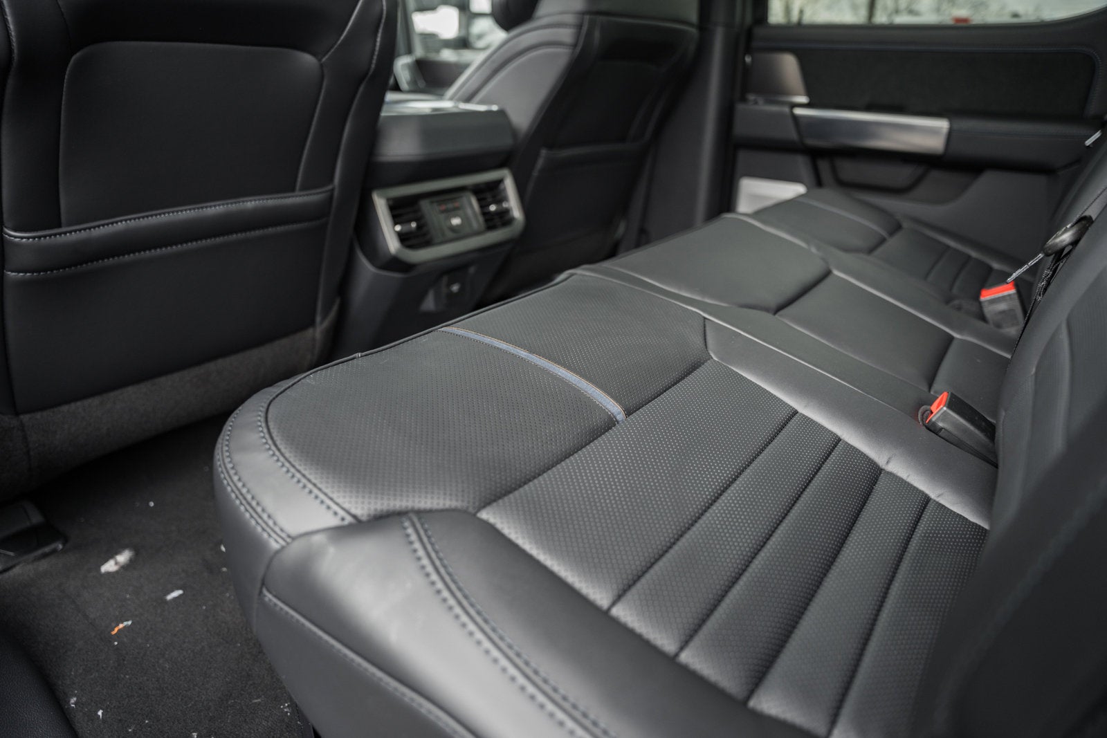 2026 Ford Super Duty F-350 SRW Platinum