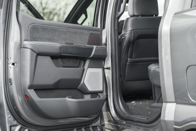 2026 Ford Super Duty F-350 SRW Platinum