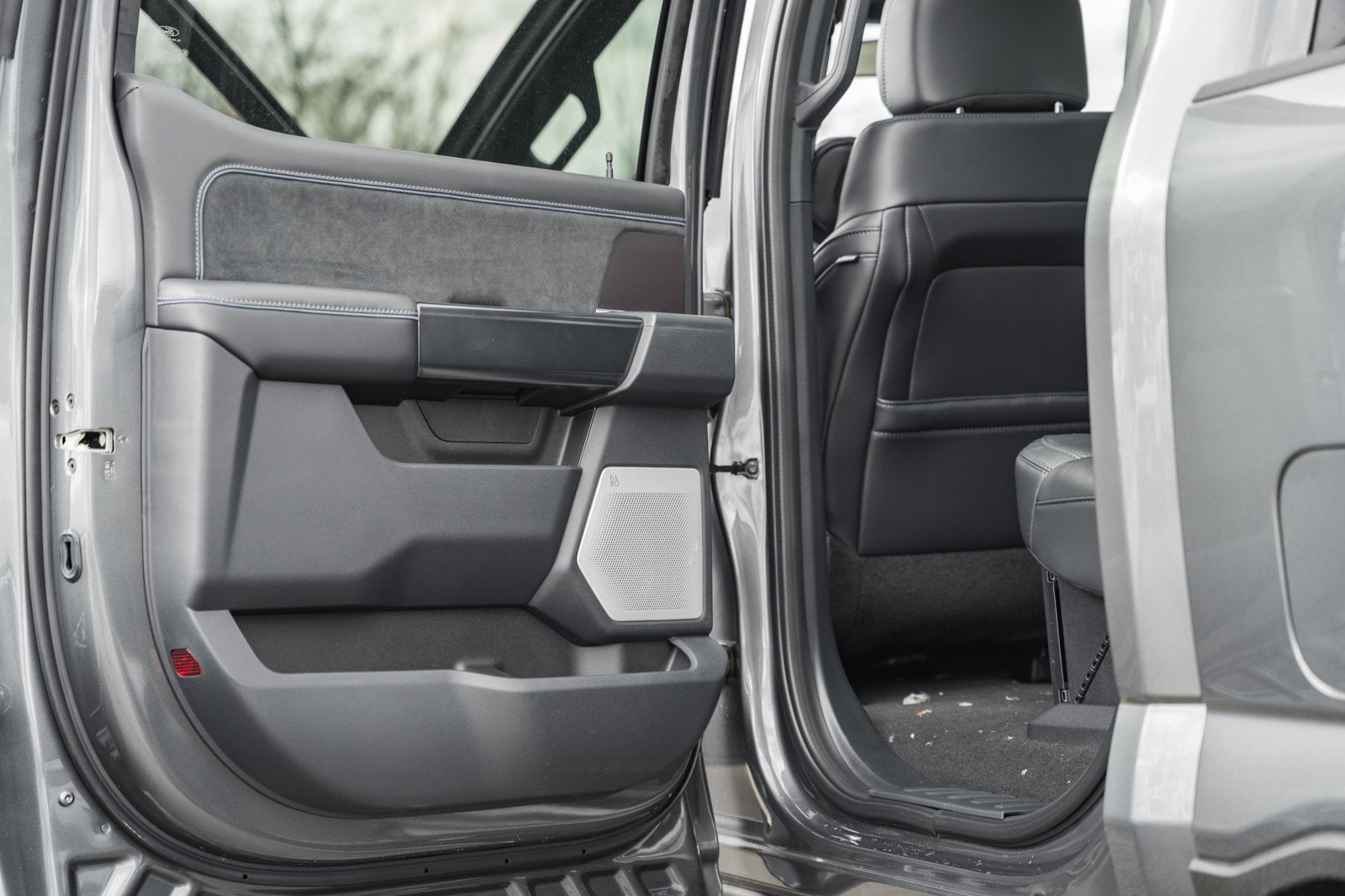 2026 Ford Super Duty F-350 SRW Platinum