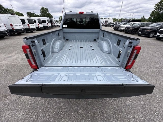 2026 Ford Super Duty F-350 SRW Platinum