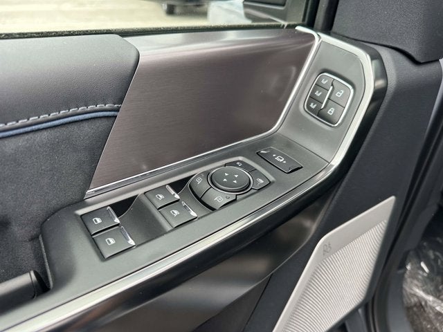 2026 Ford Super Duty F-350 SRW Platinum