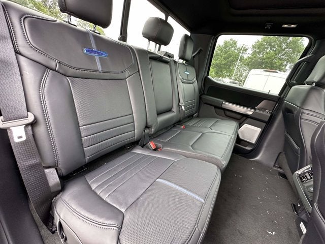 2026 Ford Super Duty F-350 SRW Platinum