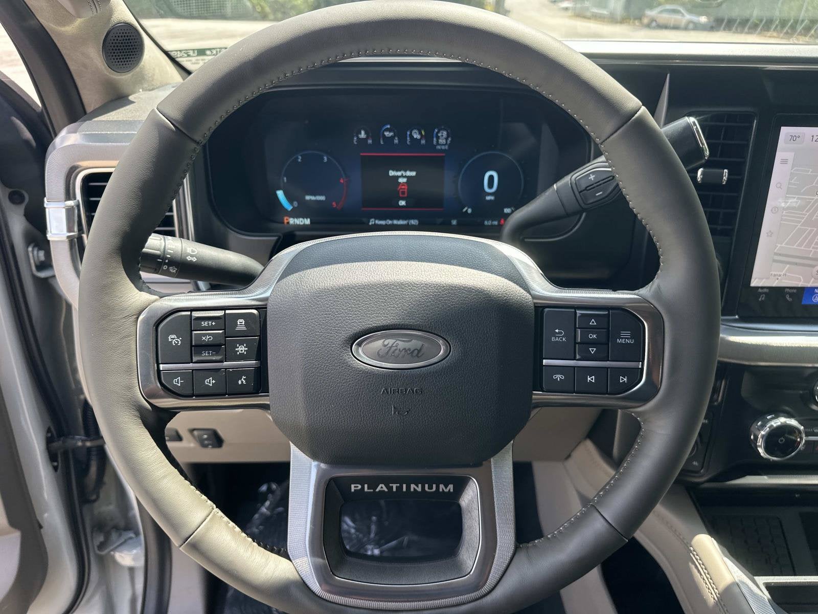 2026 Ford Super Duty F-350 SRW Platinum