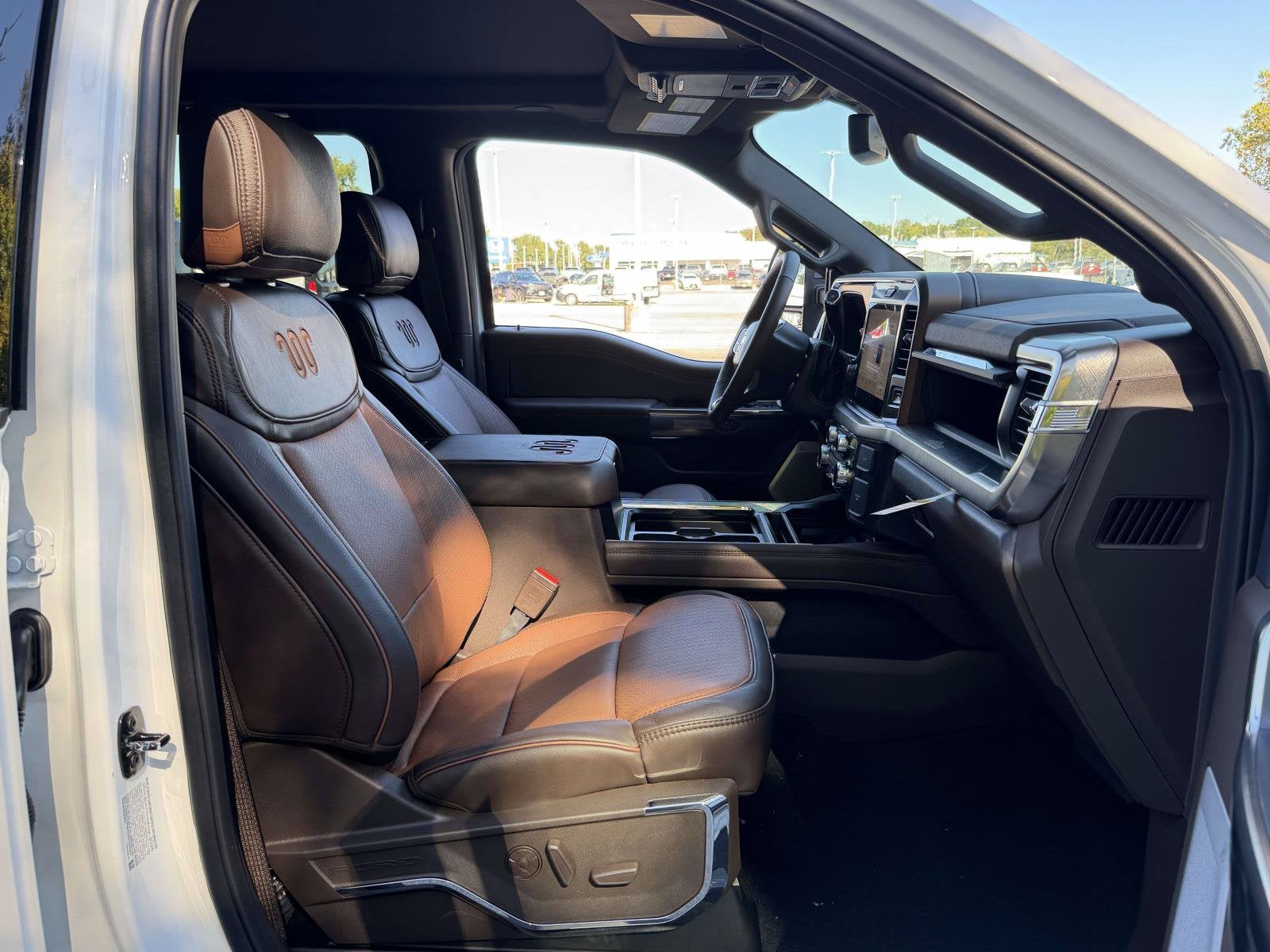 2027 Ford Super Duty F-350 SRW King Ranch