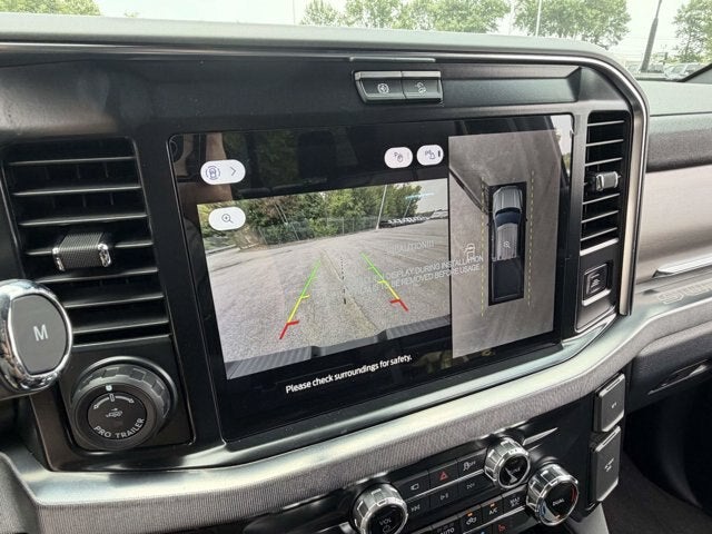 2026 Ford Super Duty F-350 SRW Platinum