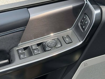 2026 Ford Super Duty F-350 SRW Platinum