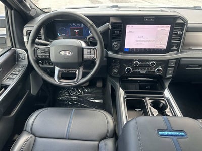 2026 Ford Super Duty F-350 SRW Platinum