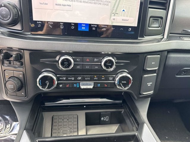 2026 Ford Super Duty F-350 DRW Platinum