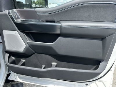 2026 Ford Super Duty F-350 DRW Platinum