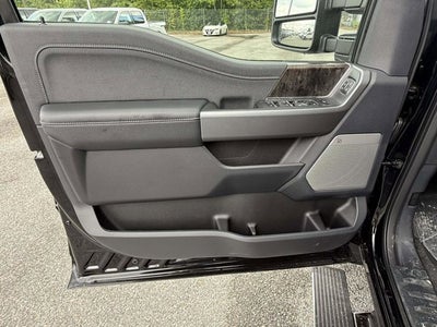 2026 Ford Super Duty F-350 DRW LARIAT