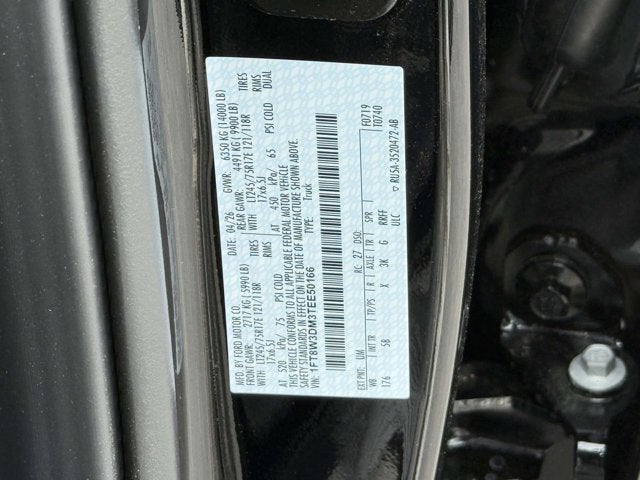 2026 Ford Super Duty F-350 DRW LARIAT