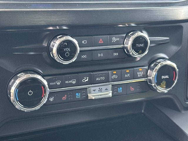 2026 Ford Super Duty F-350 DRW LARIAT