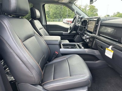 2026 Ford Super Duty F-350 DRW LARIAT