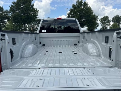 2026 Ford Super Duty F-350 DRW LARIAT