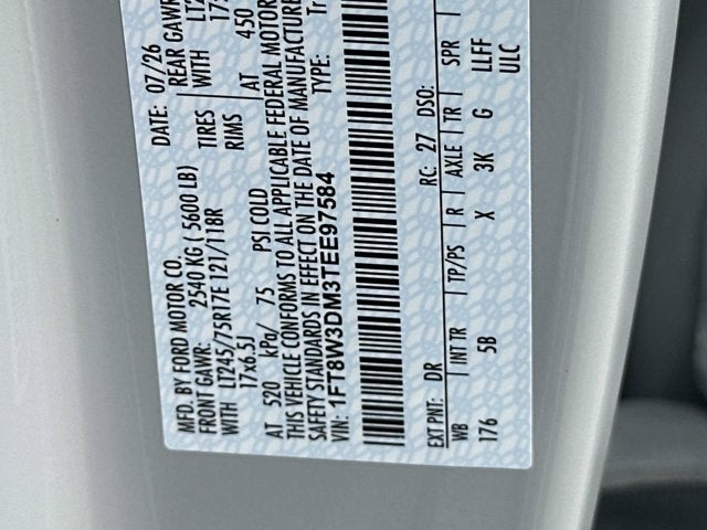 2026 Ford Super Duty F-350 DRW LARIAT