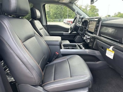 2026 Ford Super Duty F-350 DRW LARIAT