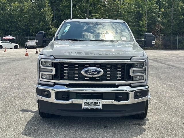 2026 Ford Super Duty F-350 DRW LARIAT