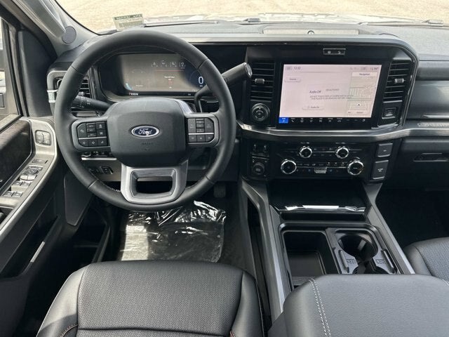 2026 Ford Super Duty F-350 DRW LARIAT