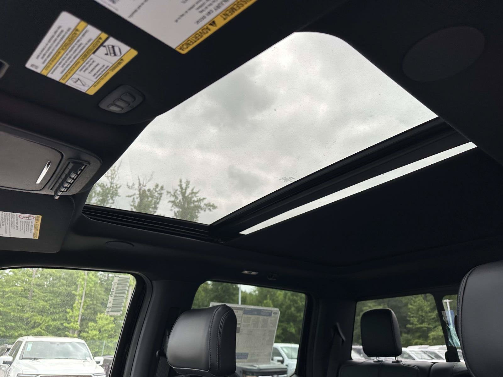 2026 Ford Super Duty F-350 DRW Platinum