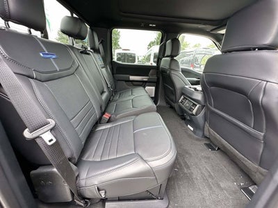 2026 Ford Super Duty F-350 DRW Platinum