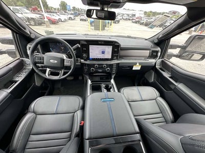 2026 Ford Super Duty F-350 DRW Platinum