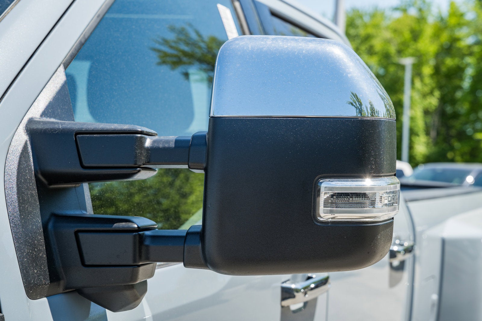 2026 Ford Super Duty F-350 DRW LARIAT