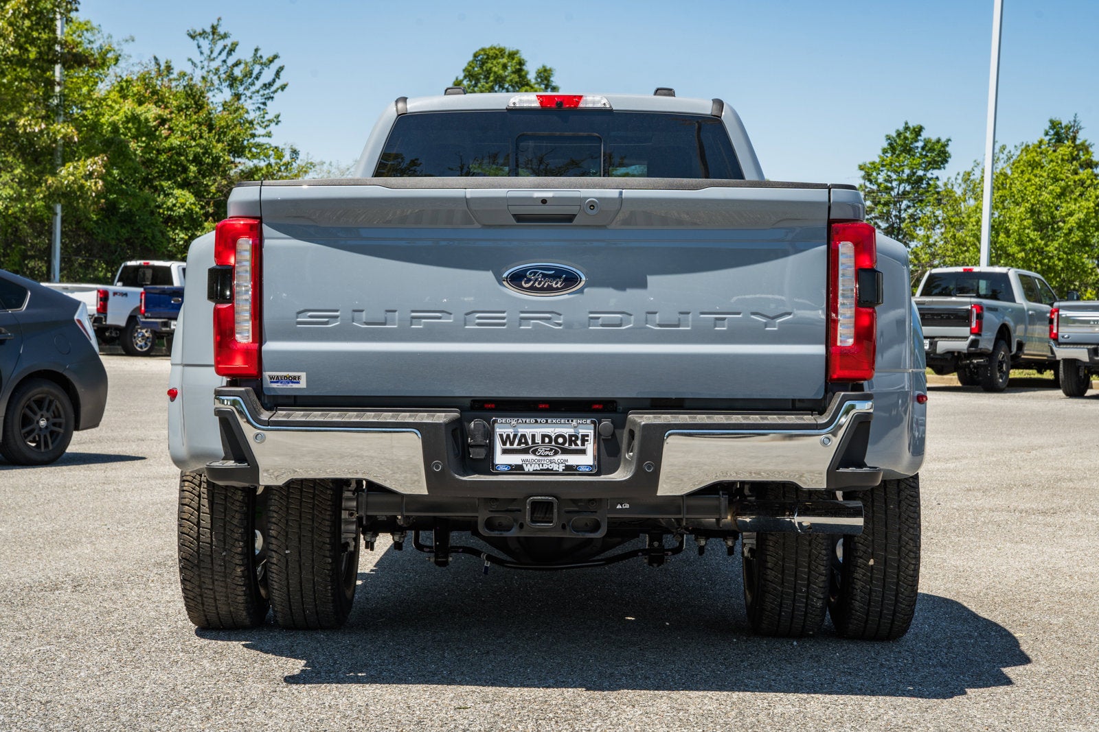 2026 Ford Super Duty F-350 DRW LARIAT