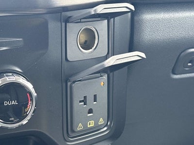 2026 Ford Super Duty F-350 DRW LARIAT