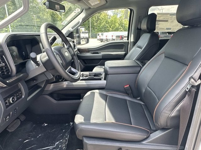 2026 Ford Super Duty F-350 DRW LARIAT