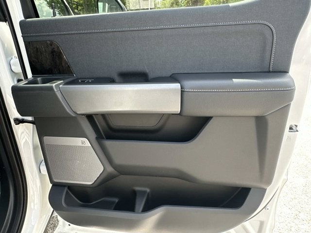 2026 Ford Super Duty F-350 DRW LARIAT