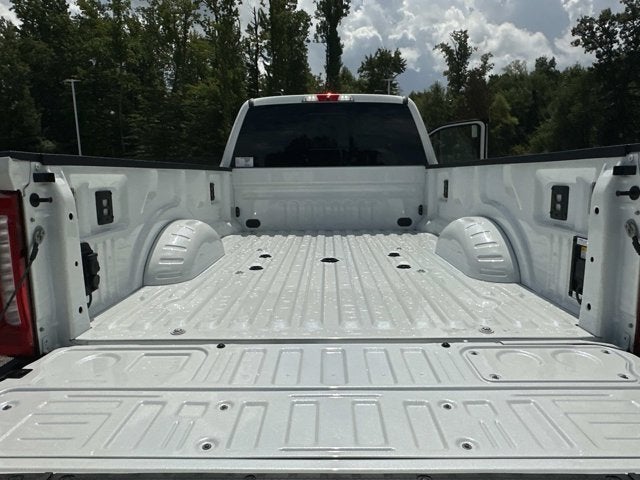 2026 Ford Super Duty F-350 DRW LARIAT